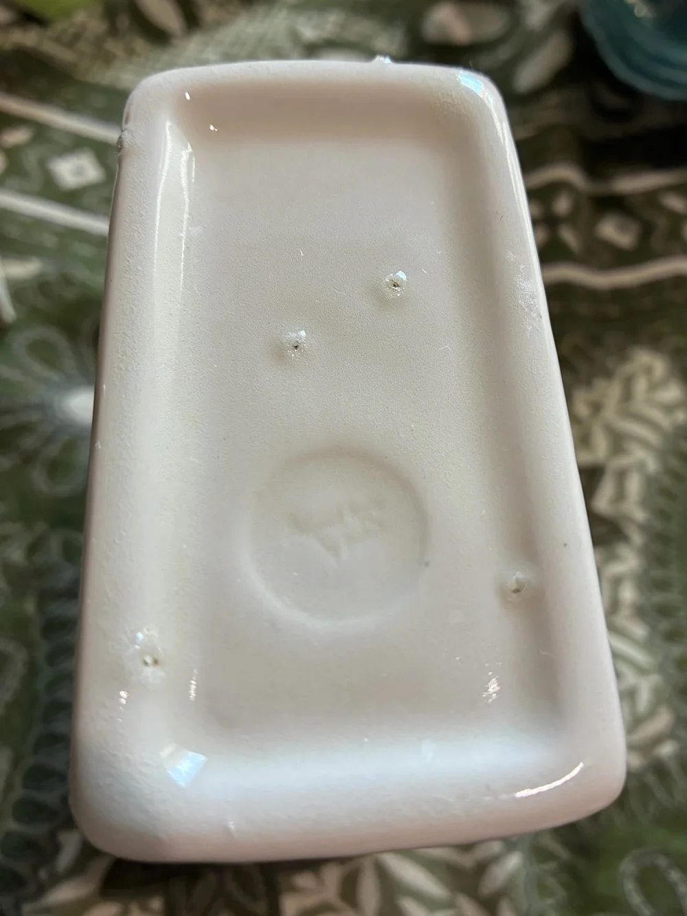 Vntg 1980s N.S. Owens Studio Pottery Vase (Canada). EC. Soft Floral Wavy Ceramic
